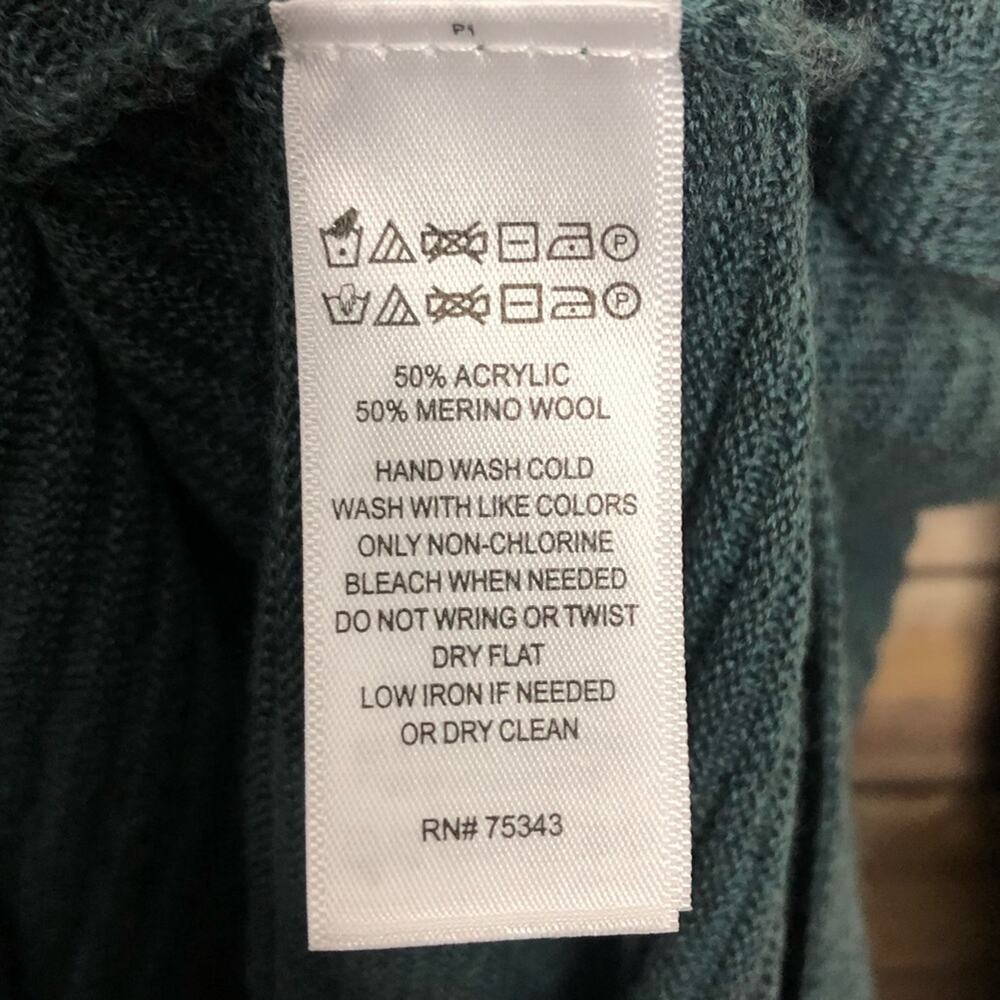 Tahari Wool Button Back Sweater - image 5